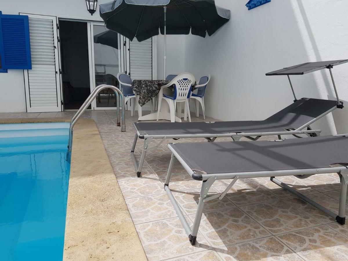 Casa Beatriz Apartment Famara Bagian luar foto