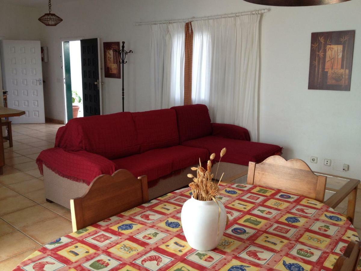 Casa Beatriz Apartment Famara Bagian luar foto
